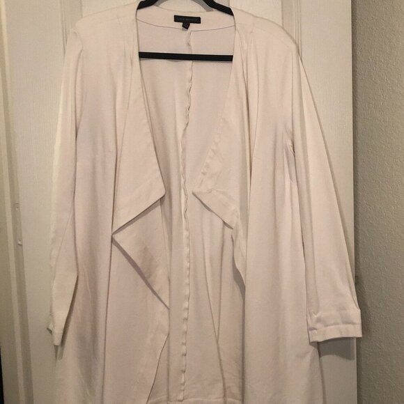 Lane Bryant Jackets & Blazers - Lane Bryant BNWT cream ponte overpiece cascade front blazer w/ pockets 14/16